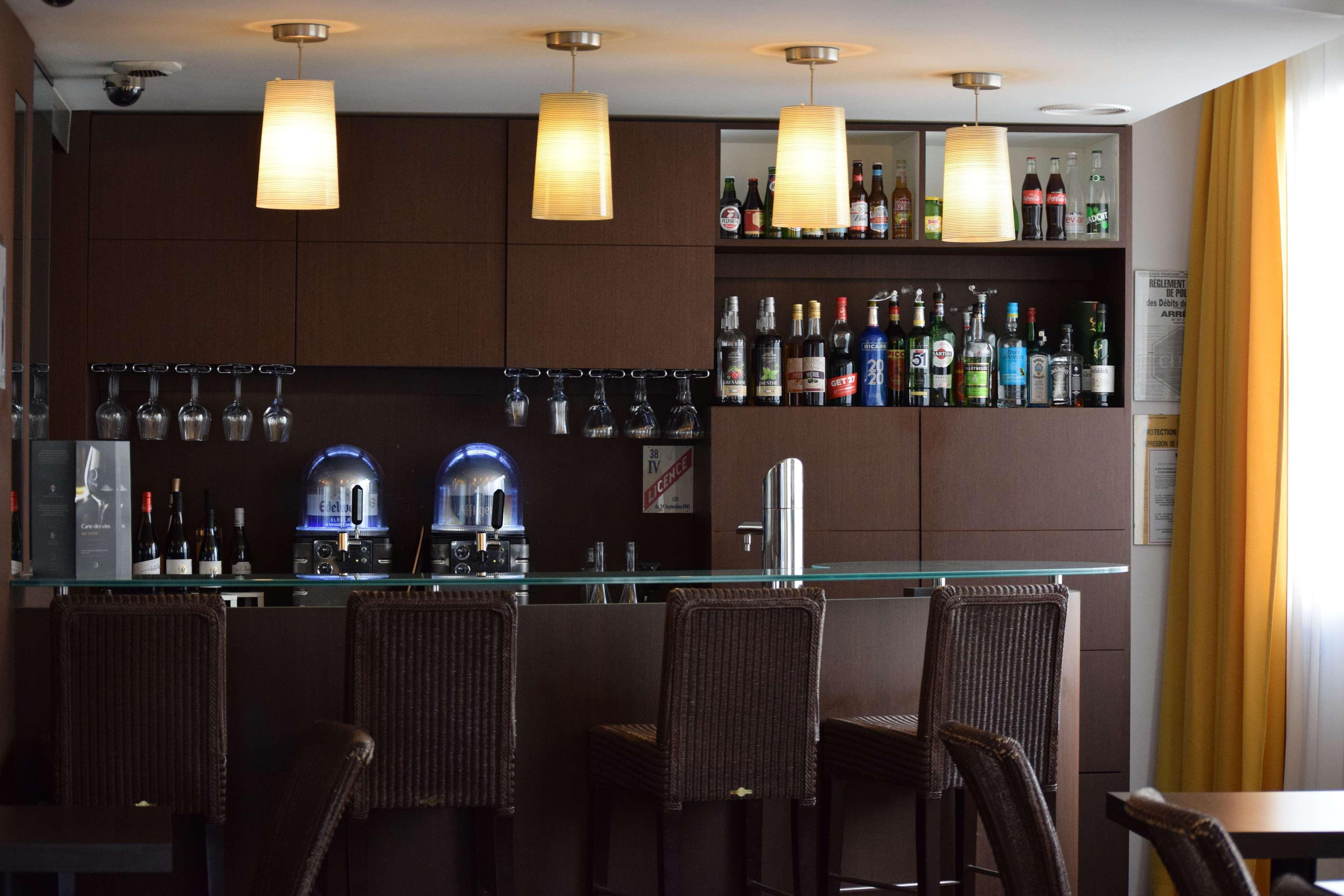 格勒诺布尔中心基里亚德酒店 外观 照片